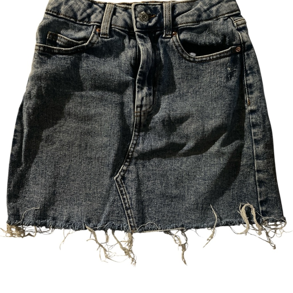 Wild Fable Distressed Denim Mini Skirt EUC
